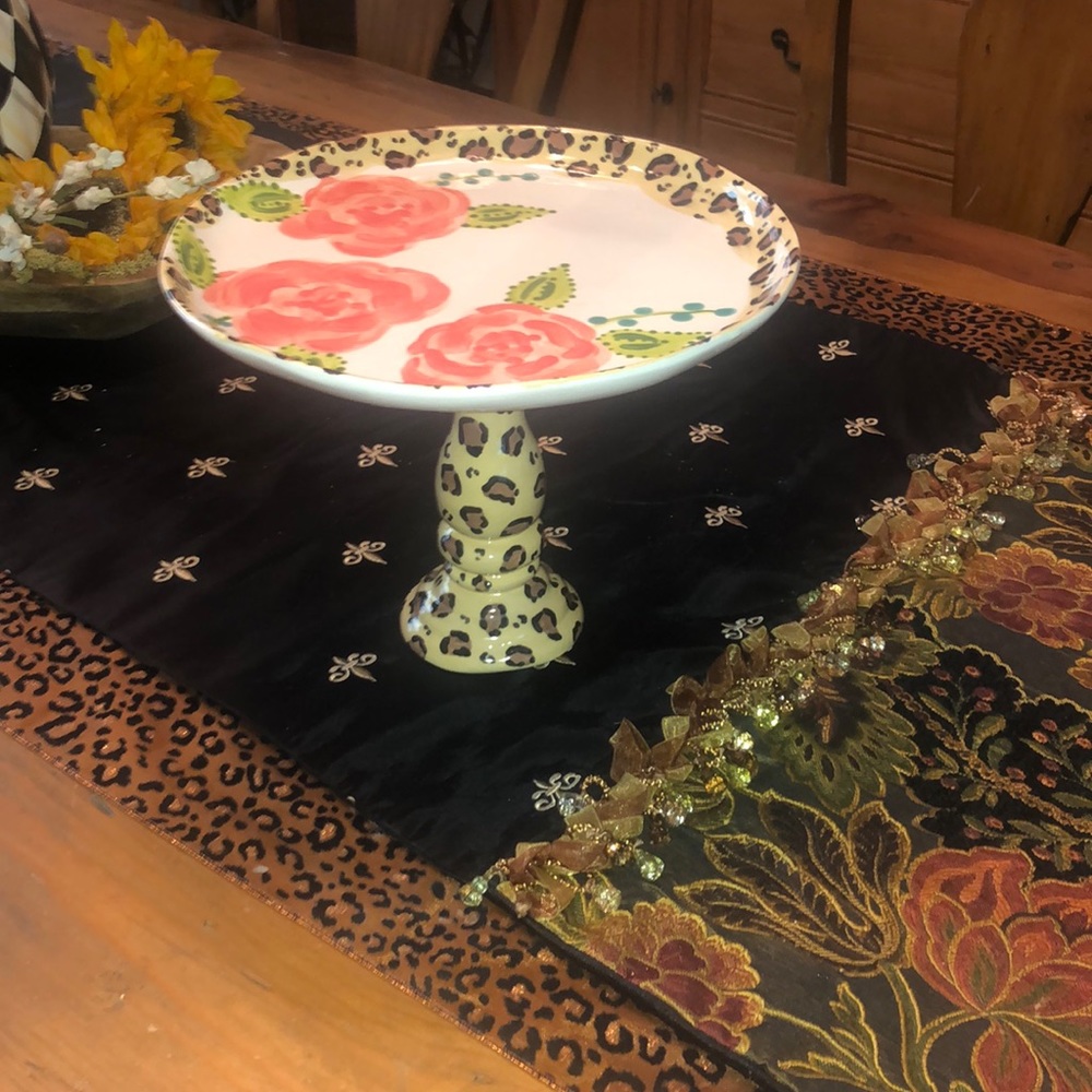 Leopard/Rose Cake Plate with Pedestal